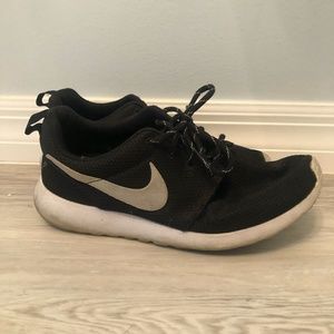 Black Nike Running Shoes